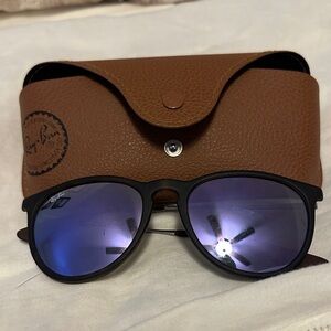 Ray-Ban Black Sunglasses with Brown Case